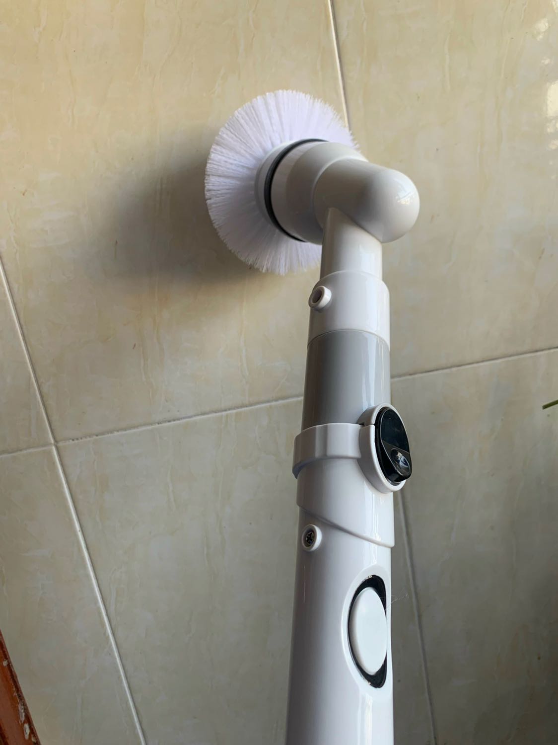 Máy xài ngon, mọi ng còn phân vân thì cứ mua đi nhé. Chất lượng tốt, giá tốt nữa. Chúc shop có thêm những sp chất lượng tnay