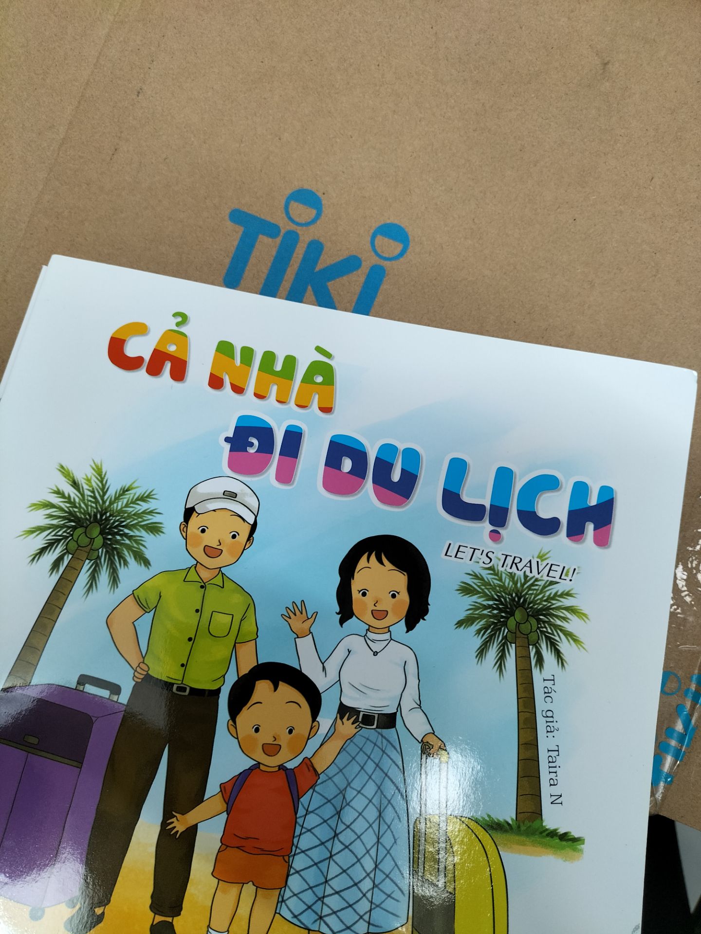 Sách hình ảnh dễ thương nha, giao hàng lại nhanh nữa.
Lần đầu đặt hàng qua Tiki mình thấy hài lòng lắm nha