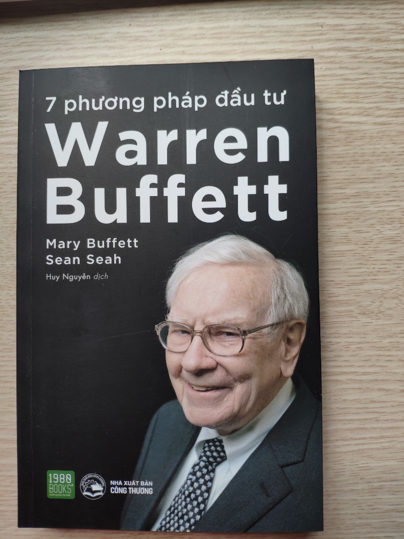 Về Giao hàng: Giao hàng nhanh
Về đóng gói: Tiki luôn tuyệt vời, gói đẹp
Về chất lượng sách: Tuyệt vời ông mặt trời
Về nội dung sách: toàn những tác phẩm bán chạy toàn cầu thì chất lượng không phải bàn.
Về giá cả: rẻ không tưởng

Xin cảm ơn TIKI ❤️❤️❤️