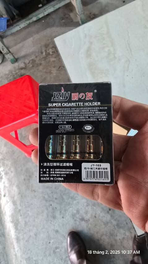 Hàng như quảng cáo. Hàng như quảng cáo.