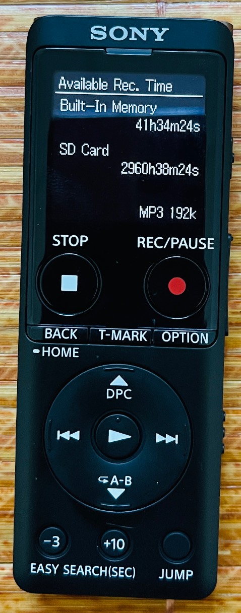 Không nghĩ máy ghi âm hỗ trợ thẻ nhớ đến 256GB, tại không có thẻ 512GB hoặc 1TB chắc cũng thử. Đây là dung lượng mình thử 64-128-256GB