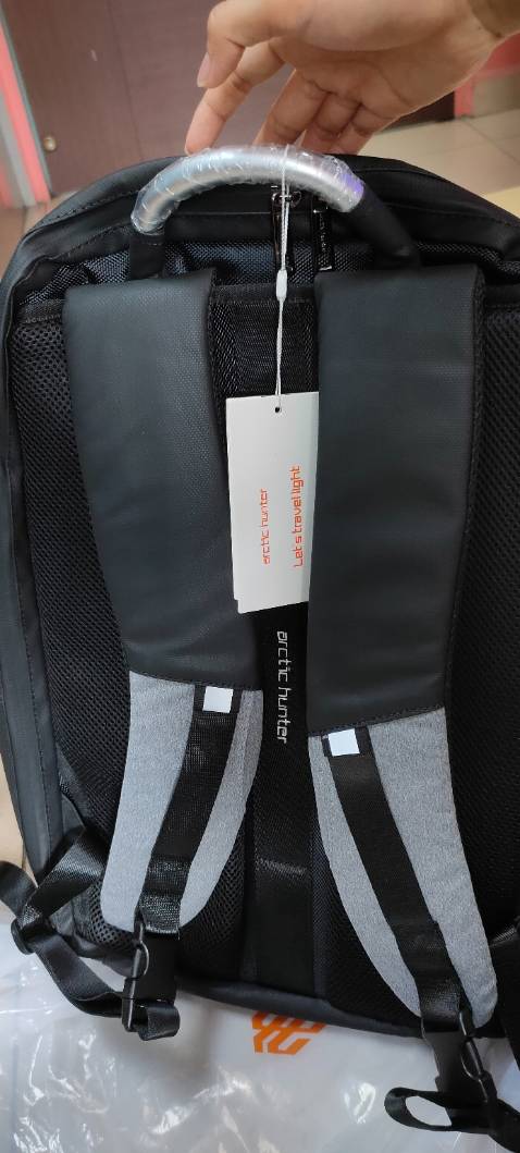 Mình khá ưng so với giá tiền, săn sale nên giá lại càng hợp lí ạ. Shop giao hàng nhanh lắm ạ, vừa đặt hôm trước thì hôm sau có hàng luôn rồi ạ. Mọi người nên mua nha