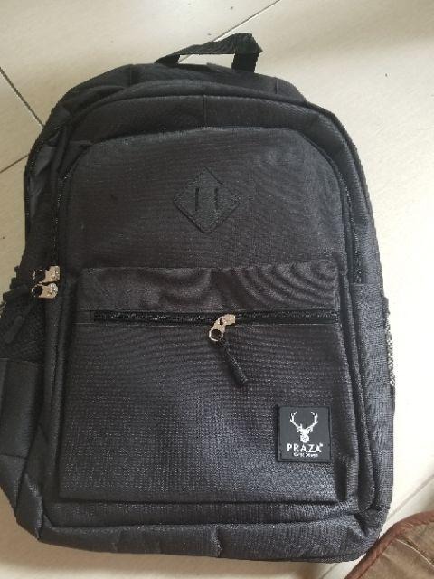 Hàng đẹp lót trong tốt đi mưa không sợ ướt nghen các bạn .Giá tốt nên rủ nhóm mua luôn cả nhóm 5 cái, chim ưng. Mình mua shop này cũng đã 2 lần rồi rất thích . May chắc chắn . Shipper vui vẻ