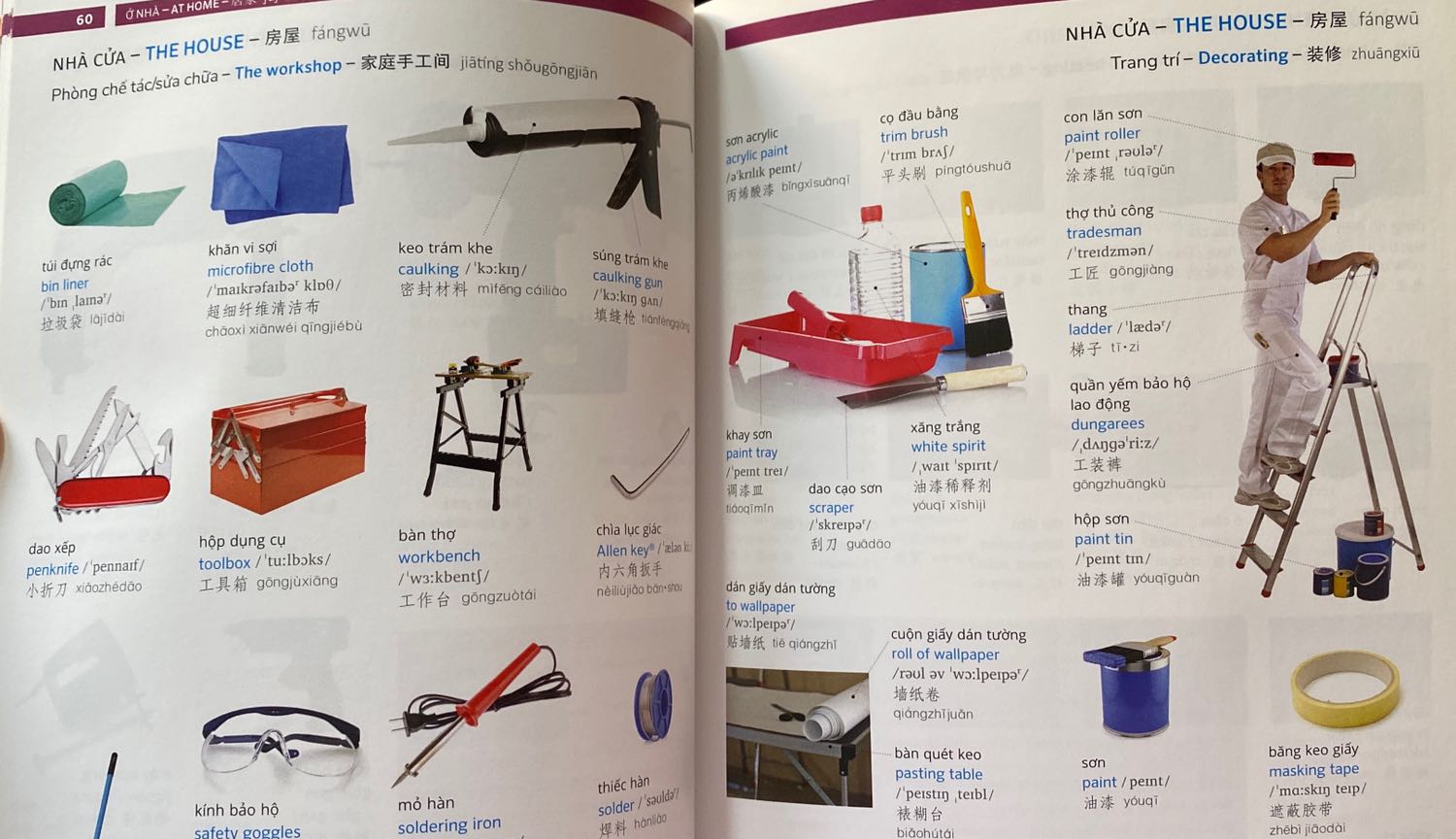 Sách ok lắm, có phiên âm tiếng anh và tiếng hoa luôn. Kèm theo mã QR app phát âm của sách. Chuẩn từ điển hình ảnh. Dễ học 💯💯💯