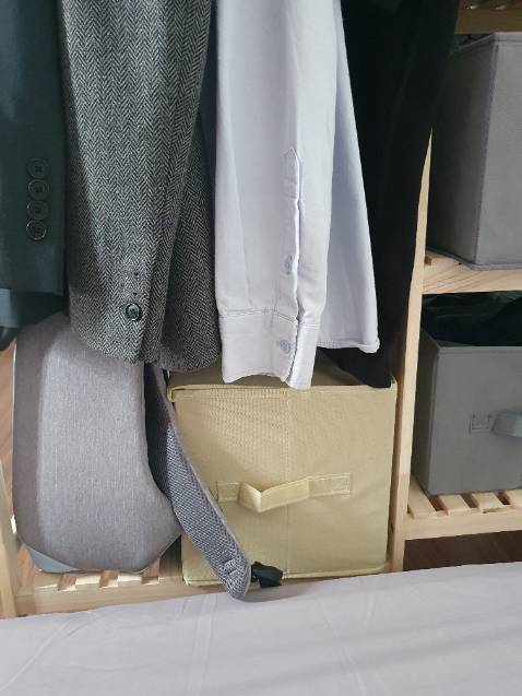 Màu hơi ố xíu, nhưng mà hông sao, đẹp, ổn