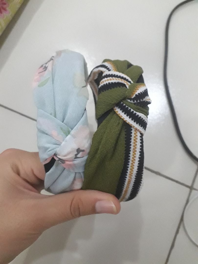 giao hàng nhanh màu ngẫu nhiên nên mình chỉ thích 1 màu ?