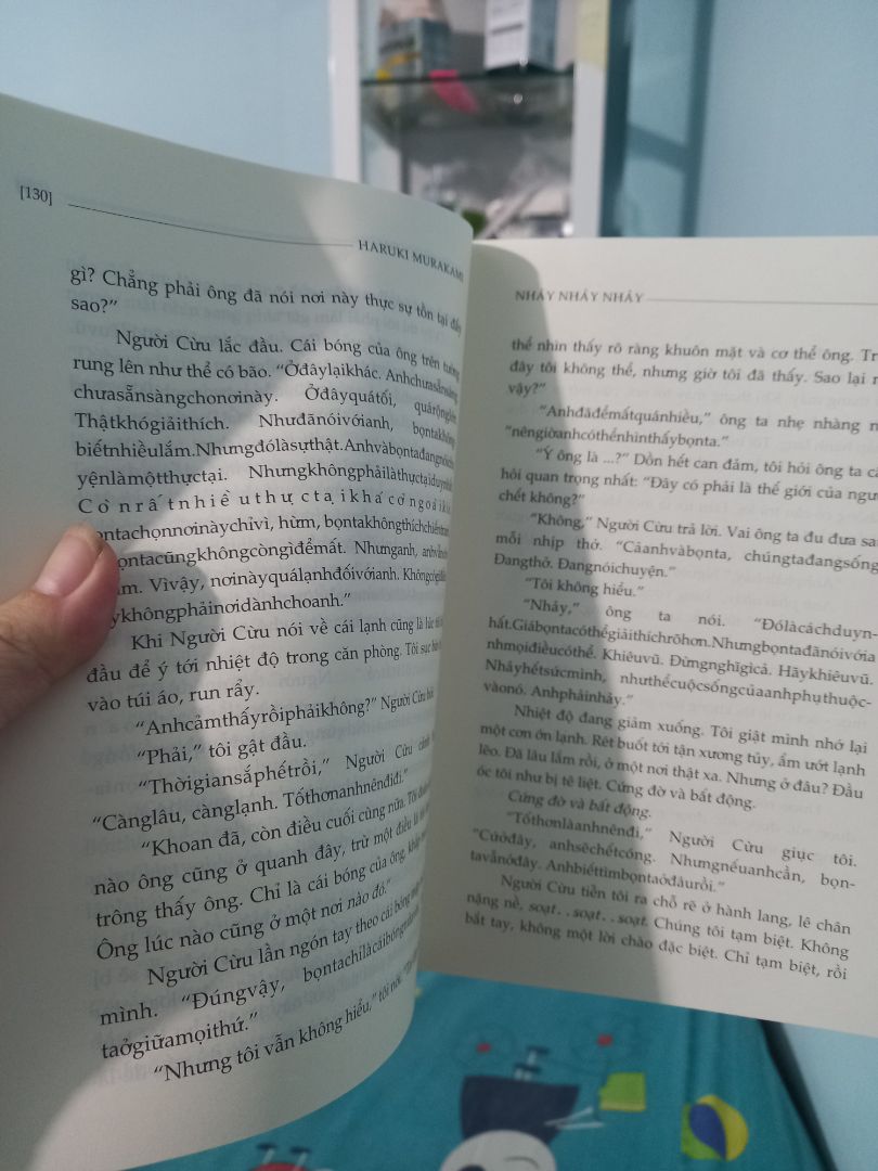 hài lòng với dịch vụ Tiki. nội dung sách hay  nhưng tai sao sách lai lỗi như vậy từ trang 121 tới 131 . Nhờ Tiki giải thích giùm..
