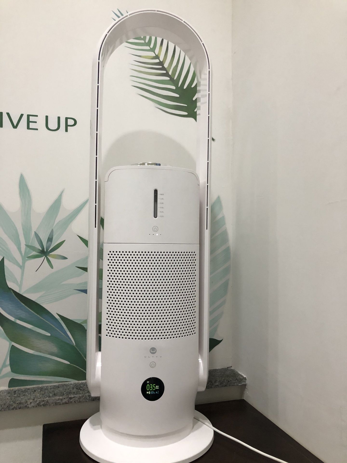 Sp  quá ok, vừa làm mát, vừa lọc không khí, vừa diệt khuẩn UV vừa bù ẩm, 4 trong 1 luôn. Tính năng nào cũng đáng đồng tiền bát gạo. Sp  quá ok, vừa làm mát, vừa lọc không khí, vừa diệt khuẩn UV vừa bù ẩm, 4 trong 1 luôn. Tính năng nào cũng đáng đồng tiền bát gạo.