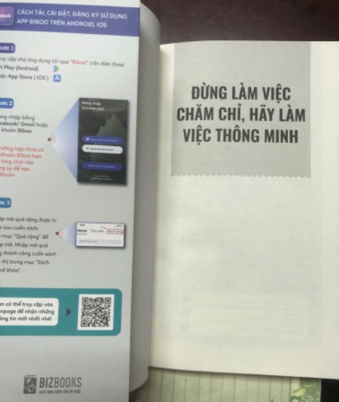 Sách bản quyền, mới 100%. Bìa đẹp. Chất lượng in trung bình. Card đánh dấu trang làm quá ngắn.