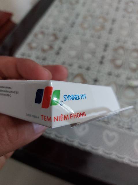 Thực tế như hình, cắm vào lap hình như nghe ổn hơn câm vào con SS A52 5G của mình.