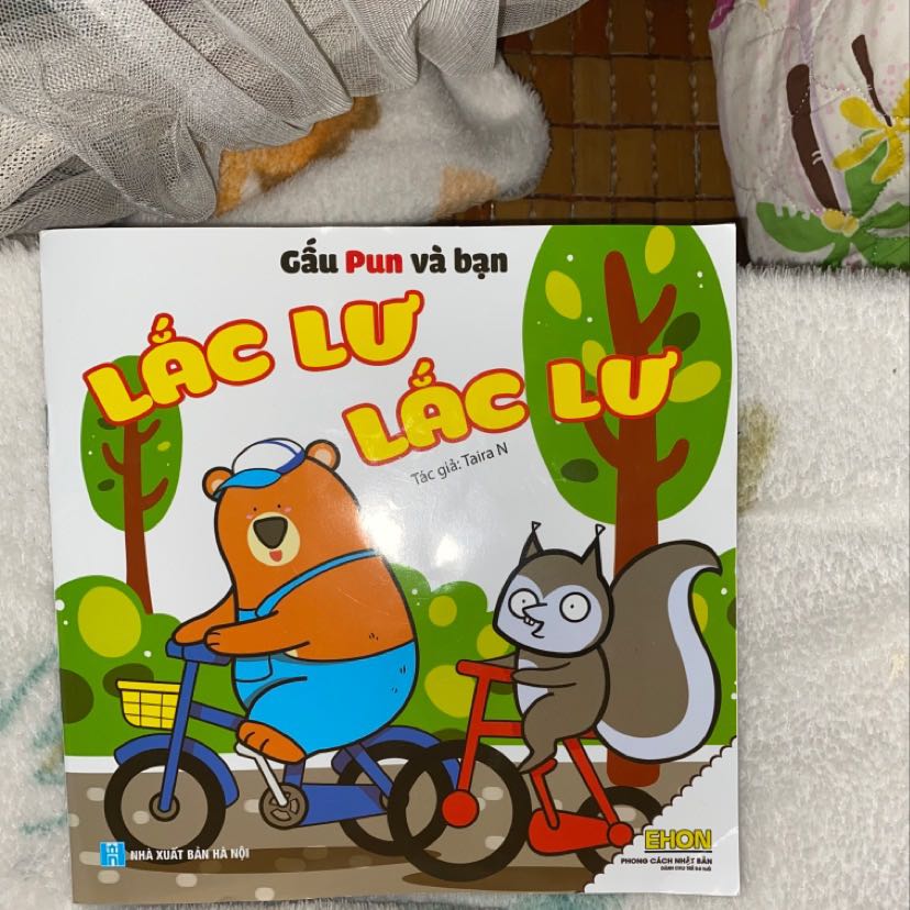 Sách rất đẹp, quyển nào hình ảnh phong phú và rất nét. Bé nhà mình rất thích. Tặng shop 5sao nhé.