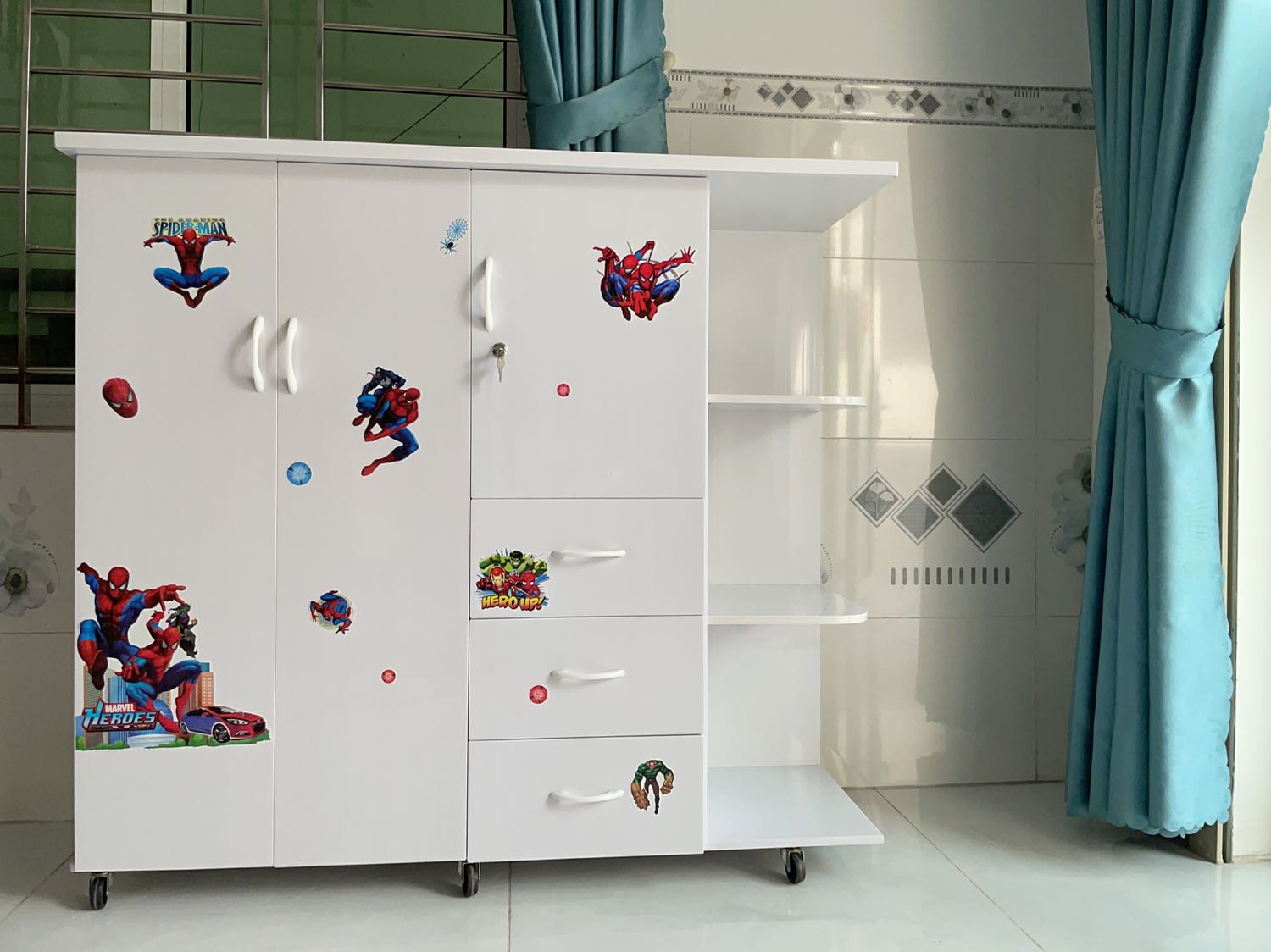 Tủ giao nhanh. Bị lỗi báo shop cho sửa liền. Tủ giao nhanh. Bị lỗi báo shop cho sửa liền.