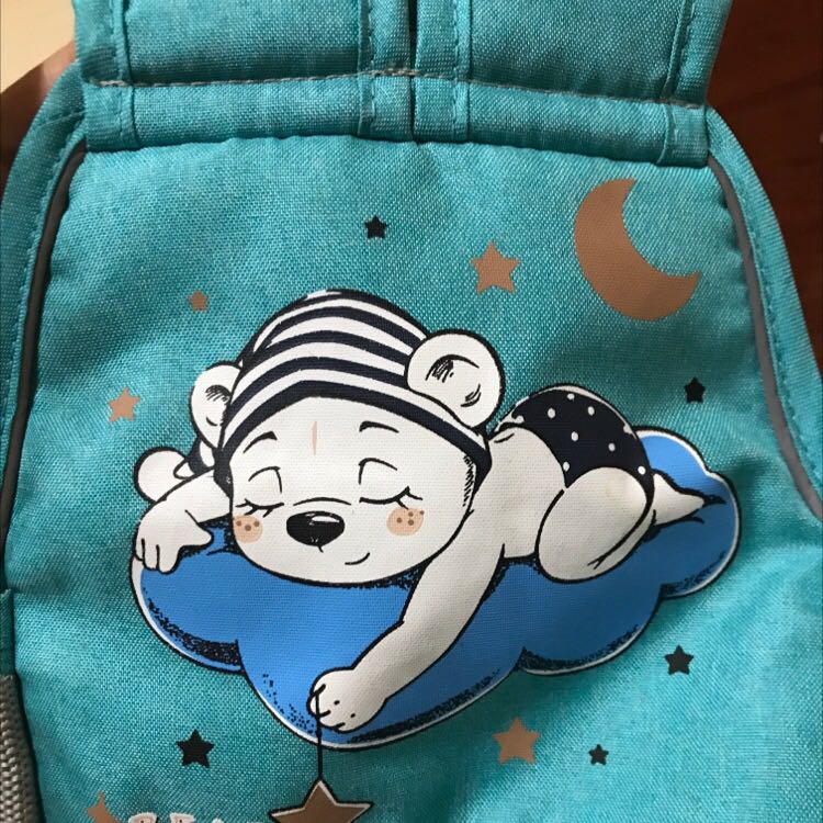 Mình thích cái yếm đi xe máy này lắm á. Cute ghê. Chất vải đẹp. Mềm mịn. Có dạ quang buổi tối nữa. Tóm lại là ưng