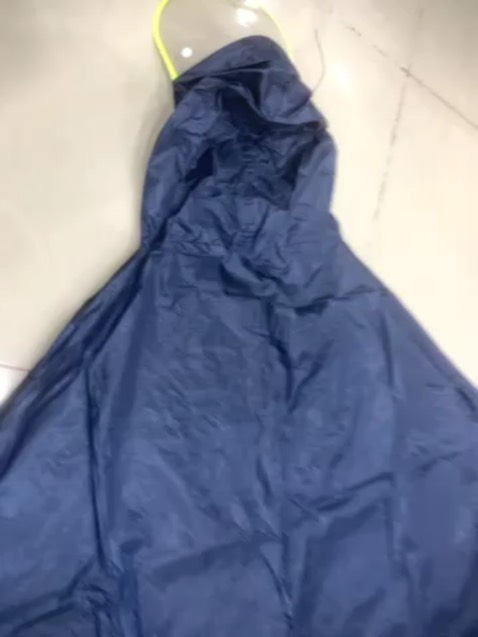 Tên gọi sản phẩm và miêu tả đều là ÁO MƯA 2 ĐẦU. Nhưng hàng tôi nhận được từ Tiki là ÁO MƯA 1 ĐẦU, vì sao???