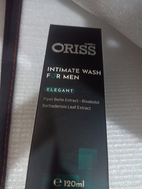 Sản phẩm đúng mô tả, thơm hương bạt hà nên dùng có chút mát lạnh, nch ổn áp á nha