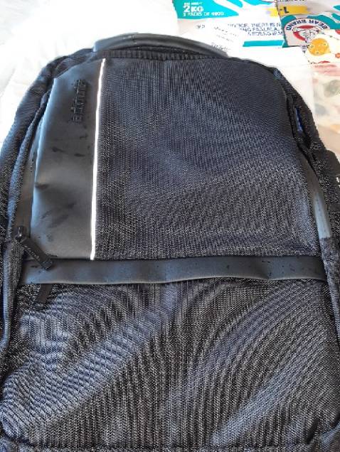 Balo xịn chất vải dày, thích nhất là ngăn chốc sốc cho laptop, có thể bảo vệ được laptop của mình, thiết kế khóa kéo chống nước vào bên trong rất tốt. Và đặc biệt balo lớn hơn tưởng tượng. Balo xịn chất vải dày, thích nhất là ngăn chốc sốc cho laptop, có thể bảo vệ được laptop của mình, thiết kế khóa kéo chống nước vào bên trong rất tốt. Và đặc biệt balo lớn hơn tưởng tượng.