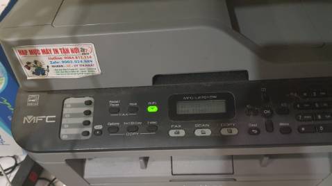 Trong quảng cáo nói dùng được cho máy MFC-L2701DW, nhưng thực tế kg lắp được.. vui lòng liên lạc lại để đổi hàng