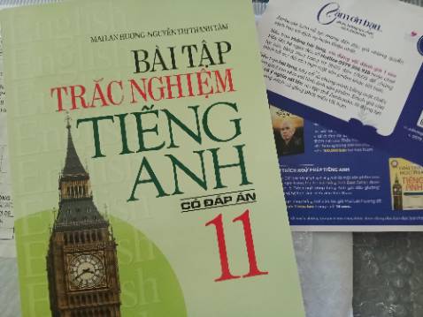 Đóng gói rất cẩn thận, giao đúng sản phẩm, sách in rõ nét, chất lượng