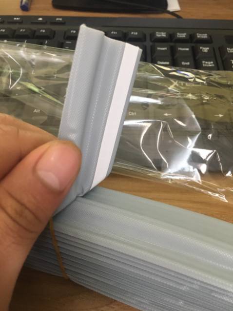 Đúng mô tả sản phẩm, hàng giao nhanh. Chất liệu tốt, keo dán dính chắc. Yên tâm hơn khi mua hàng từ gian hàng chính hãng