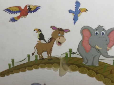 Màu sắc đẹp sắc nét. Nhưng chất lượng keo quá tệ. Còn 3 sản phẩm không dám dán. Có được hoàn trả lại sản phẩm không?