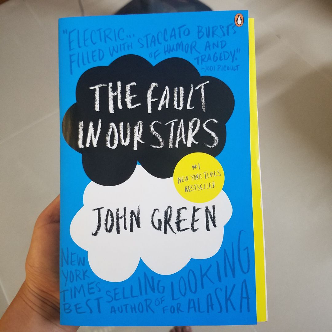 Giao hàng nhanh. Thường sách ngoại văn nhìn khá cũ và bạc màu nhưng mình thấy cuốn này mới, xịn, và không bị nhăn hay nếp gấp. Chỉ có điều là không được bọc sách, hy vọng FAHASA có thể áp dụng bọc sách trong những lần tới Giao hàng nhanh. Thường sách ngoại văn nhìn khá cũ và bạc màu nhưng mình thấy cuốn này mới, xịn, và không bị nhăn hay nếp gấp. Chỉ có điều là không được bọc sách, hy vọng FAHASA có thể áp dụng bọc sách trong những lần tới