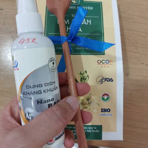 Mình mới đặt, hàng giao nhanh mà đợt này còn được tặng quà nữa!