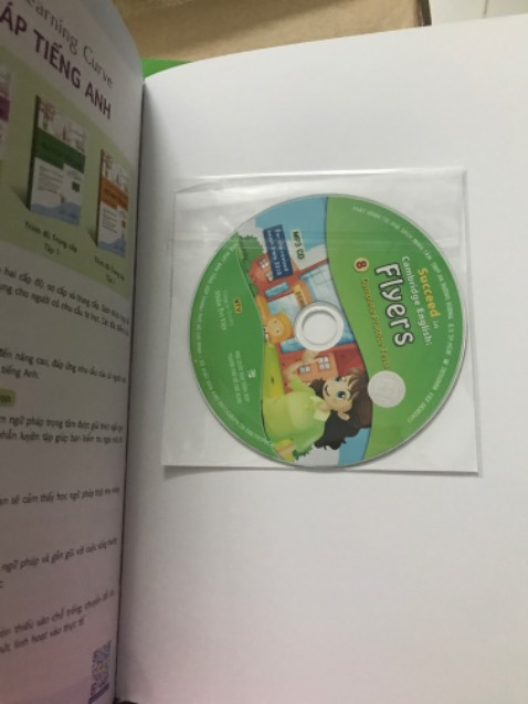 sách in nét, có kèm CD,giao hàng nhanh sách k bị móp méo