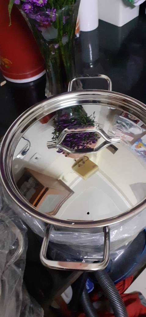 Cho 5 sao nhé. Hàng đến nhanh hơn hẹn, sản phẩm nồi thì đẹp, ko bị bóp méo, nồi 3 đáy nên rất chắc chắn, dc tặng thêm một bộ rổ nữa. Đóng gói cẩn thận, hàng đẹp và là inox 304 nên rất ổn. săn dc hàng rẻ nên phấn khởi thêm