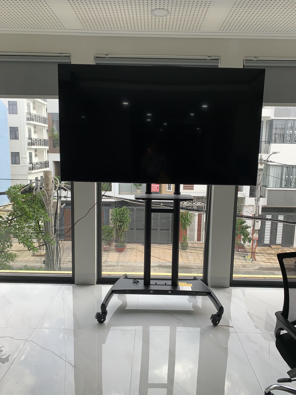 Giao hàng nhanh, sản phẩm đẹp, chắc chắn, đúng với hình ảnh quảng cáo