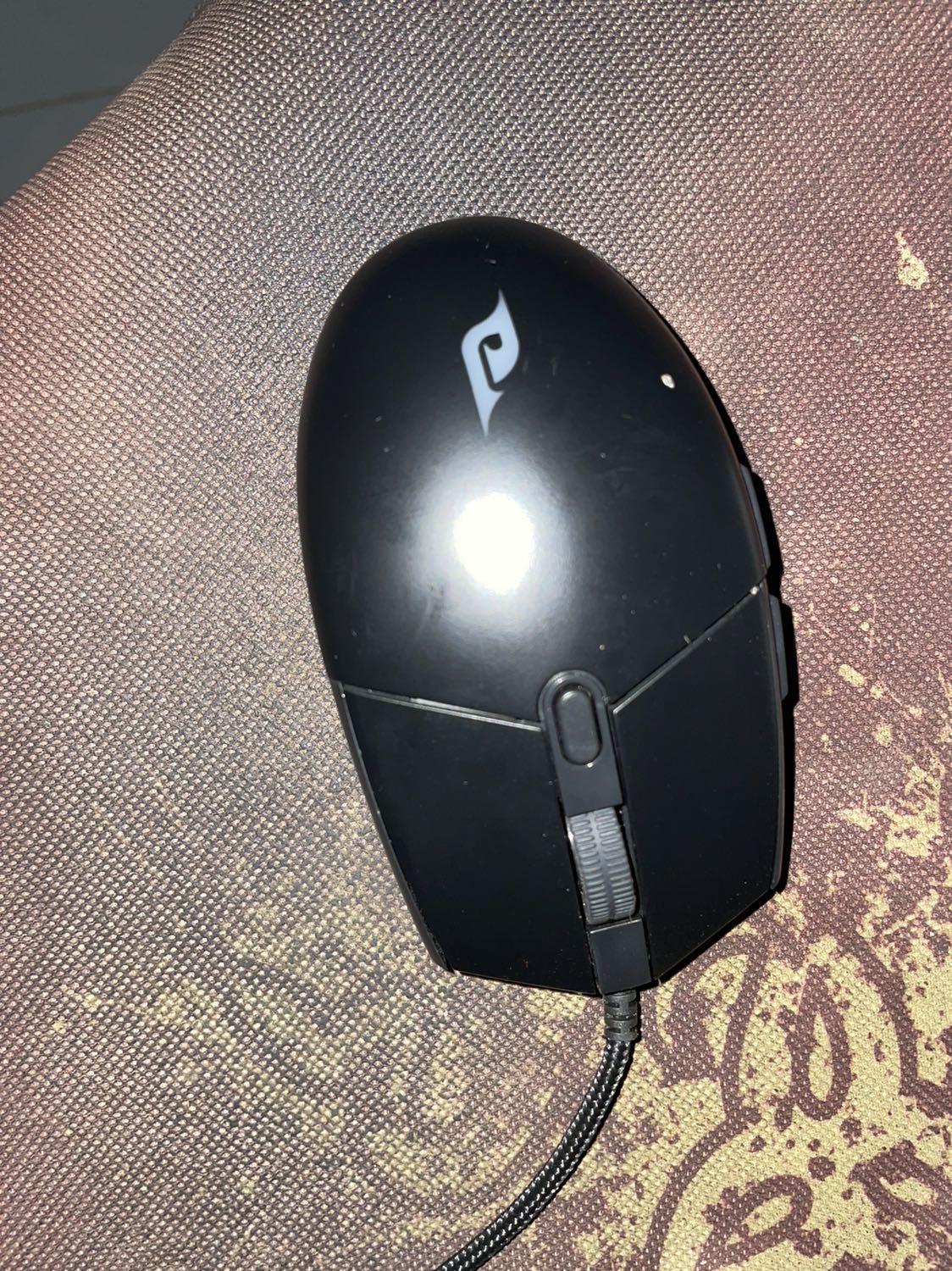 chuột nhạy, con lăn mượt. giá phải chăng