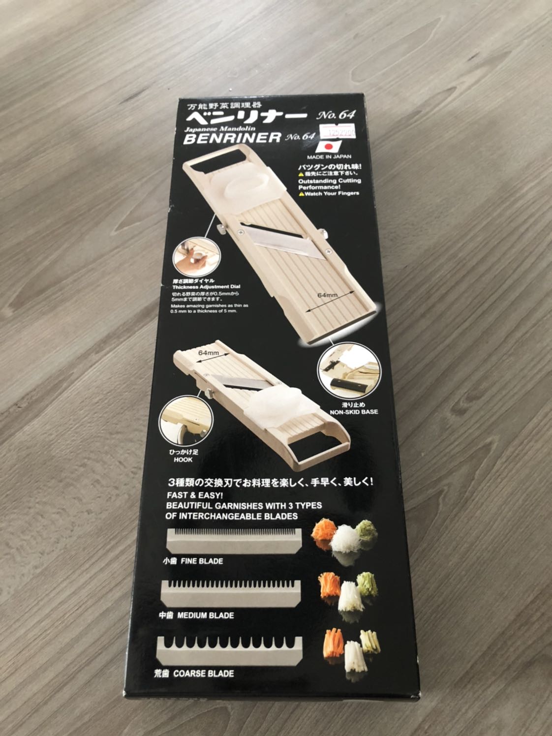 Hàng đúng mô tả.Nhưng chưa sài k biết thế nào,mong với giá tiền này sẽ sài ổn