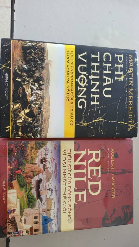 Bên shop bán cuốn này thì hợp lý, nhưng Phi Châu thì hơi cao. Nói chung sách chuẩn đẹp, đóng gói cẩn thận, đọc và sưu tầm