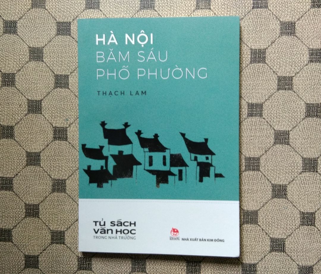 - Giao hàng nhanh, shipper thân thiện, mà hơi chán vì tiki ko cho kiểm hàng nữa gồi :;(...
- Sách hơi mỏng manh xíu mà đọc cốt lõi là nội dung nên k sao nha
