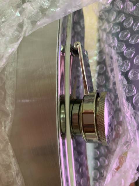 Bình rất xịn sò.chất inox dày cứng cáp.shop bọc hàng kĩ càng giá ok.