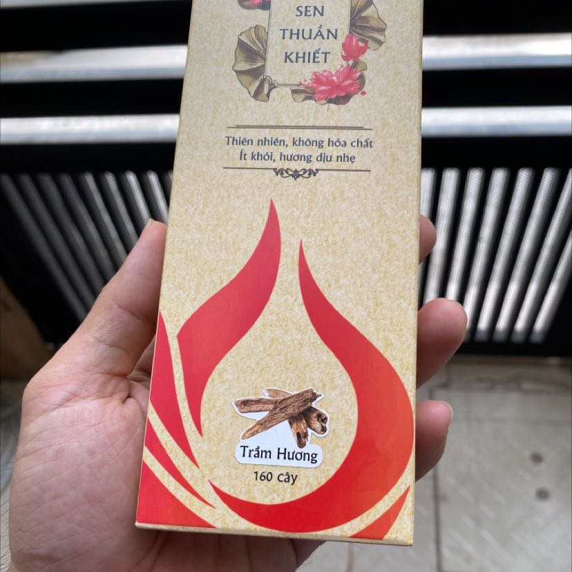 Trầm thơm dễ chịu, tiền nào của đó