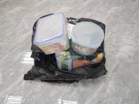 Tại sao hàng giao không giống hình đăng trên trang nhà bán?????????, đóng gói sơ xài,rất thất vọng