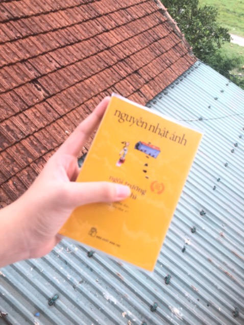 sách mini; cầm chắc tay ; giao hàng nhanh ; form chữ của sách mỏng (dễ đọc);giá thành hợp túi học sinh