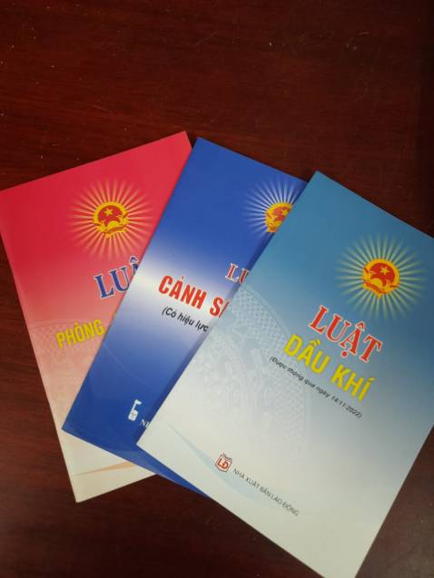 giao nhanh, sách đẹp, có mã giảm giá