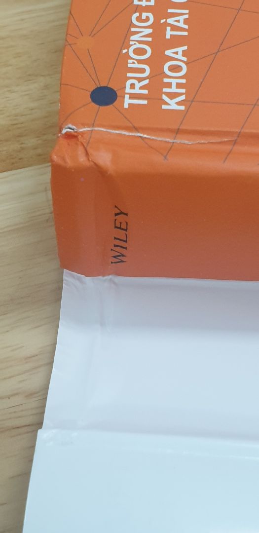 chất lượng in, giấy tốt, giao đúng hẹn, chỉ có điều chất lượng sách nhận đc bị lỗi.