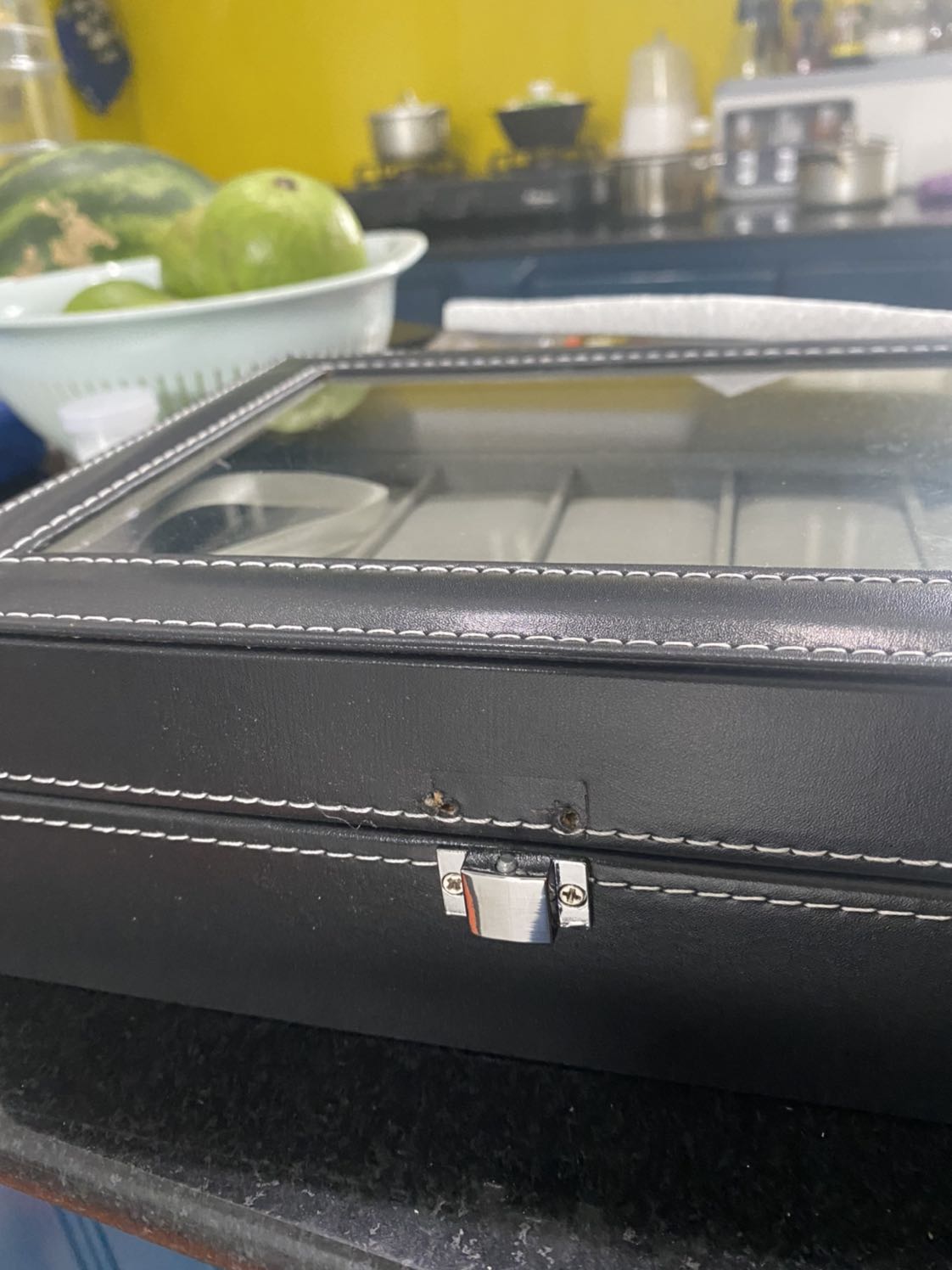 Cửa hàng ko kiểm tra hàng trước khi gửi