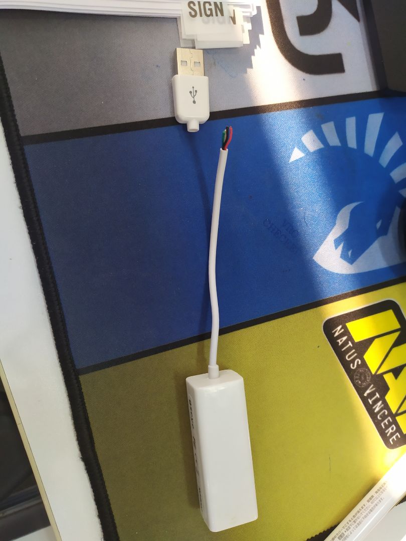 Mua hàng trên tiki rất nhiều lần, duy nhất lần này thấy rất tệ. chất lượng sản phẩm tệ cực kì, không sử dụng được, cáp lỏng lẻo, cầm lên xem thì đứt, chi tiết mối hàn cực kì kém. do giá trị thấp nên mình không đổi trả làm gì cho mất công, thiết nghĩ Tiki nên loại bỏ nhà bán hàng này ra khỏi hệ thống để đảm bảo đến chất lượng và cam kết của Tiki.