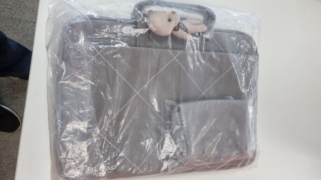 ok. hàng đã nhận đẹp như mô tả. ok. hàng đã nhận đẹp như mô tả.