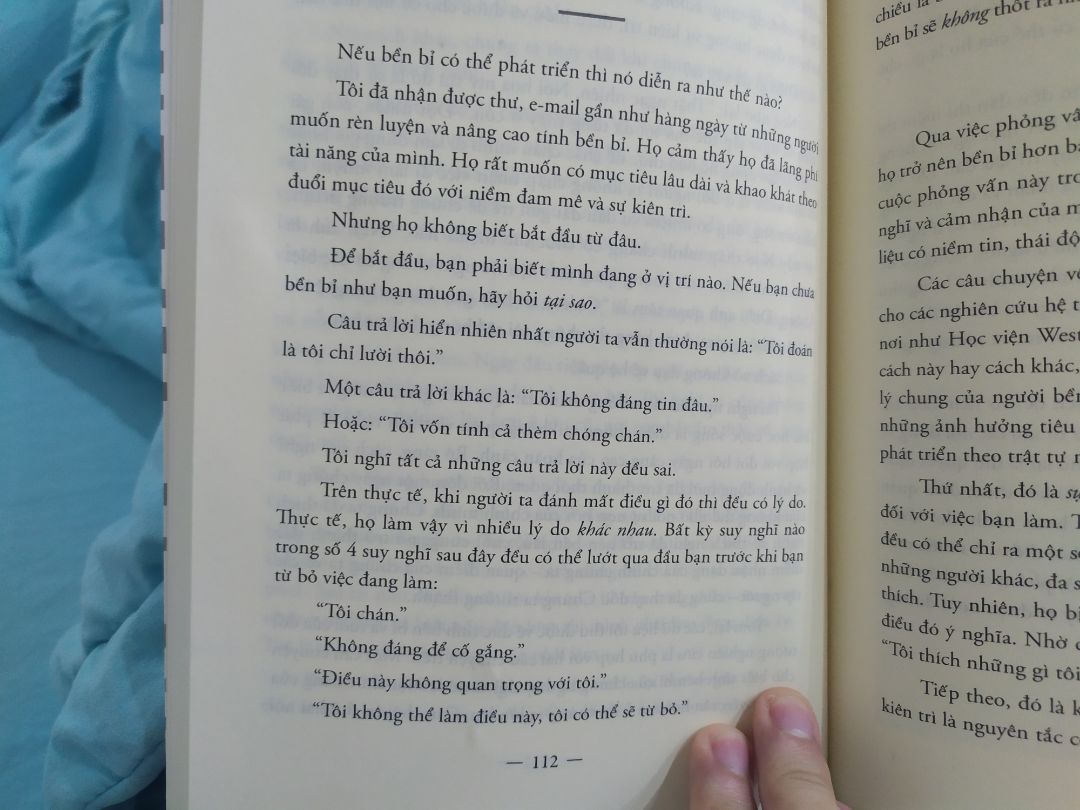 cái tiêu đề tuy hơi self help 1 tí, nhưng nội dung thì không phải vậy đâu nha mọi người. 1 cuốn sách đáng đọc về chủ đề kiên trì bền bỉ?
cho 4* vì vẫn chưa trả lời rõ ràng được câu hỏi, liệu những người như Van Gogh thì trong lúc vẽ tranh ông cảm thấy gì? là vui vẻ hạnh phúc hay là sự đau khổ từ cuộc sống từ công việc.
phần đó tác giả chỉ nêu ra các ví dụ dựa trên mẫu là 1 hoặc 1 vài người. quá nhỏ để có thể nói lên điều gì