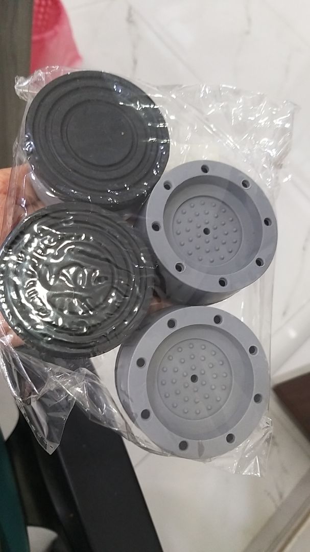 đế chắc chắn, thấy ổn áp nhen