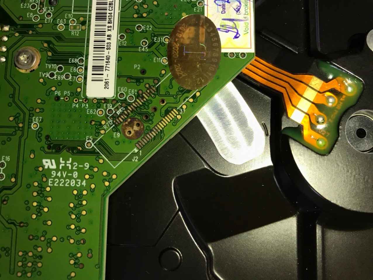 Mình mua bộ Cam này  khi nhận hàng về đã thấy hàng từng qua sử dụng rồi, và lắp HDD xong chạy thử thì không nên , tiếng kêu nghe thì đã biết bị hỏng rồi, kêu rè rè...