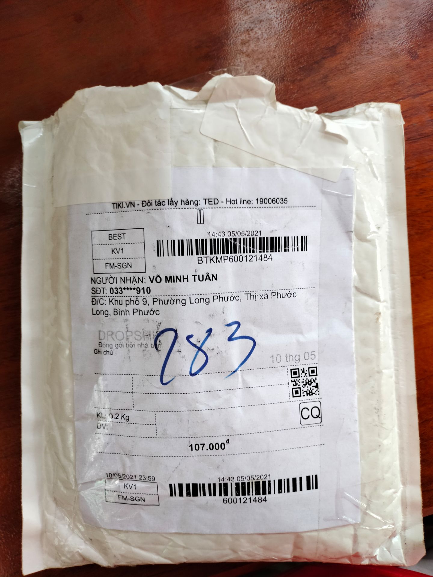 Hàng giao không đúng và cực kỳ thất vọng với cách gói hàng của shop