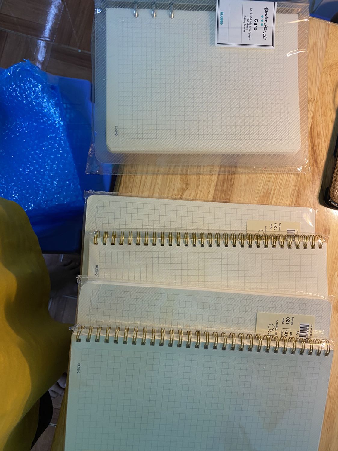 Giao hàng trong mùa dịch nên kéo dài thêm là điều chắc chắn (với mình thì ổn, không quá lâu), hàng đẹp, Klong là 1 brand nổi tiếng nên ai xài cũng biết chất lượng ra sao, đóng gói rất chắc chắn nhưng cũng bị lỗi vài chỗ chắc là do vận chuyển