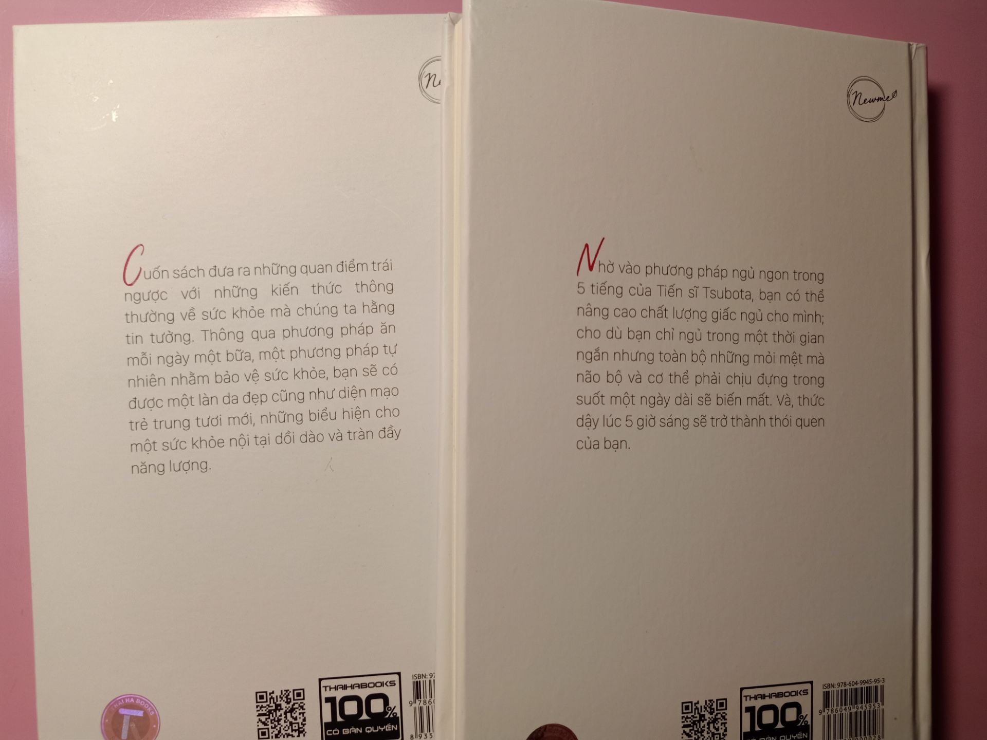 Tuy bìa sách có méo nhưng không sao quan trọng là giá trị sách đem lại, mới đọc xong quyển ngủ ít vẫn khoẻ rất hữu ích nên mua cho những ai muốn có nhiều thời gian hơn , còn có phương pháp ngủ ngắn để tỉnh táo