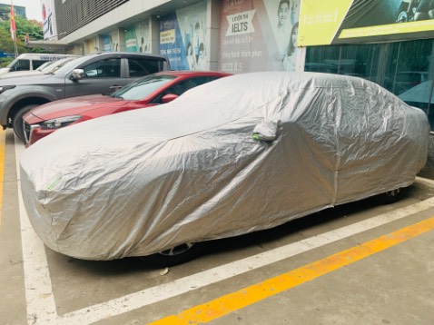 Bạt vừa xe lắm, shop tư vấn chuẩn size luôn.
Nhận hàng về mà ưng ý lắm, cảm ơn shop nhiều, bán hàng có tâm ghê.
Bạt 3 lớp dày dặn, chắc chắn. Chắn mưa nắng oke lắm nè.
Chăm sóc khách hàng tốt, nhiệt tình. Đóng gói và giao hàng nhanh.Ngoài nắng giảm cũng tới 8 độ C