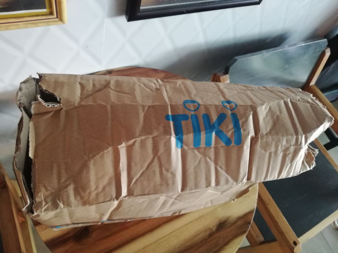 Tiki gói hàng quá chán, vô trách nhiệm